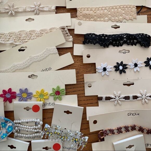 30! Vintage 90s Chokers, Scrunchies, Hair Access - Picture 2 of 7